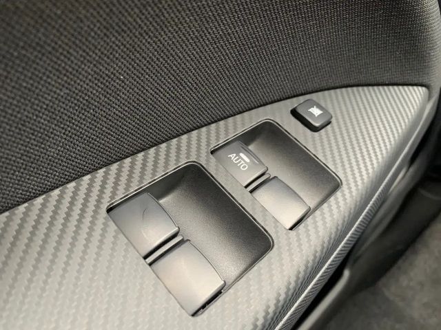 Mitsubishi Space Star Star