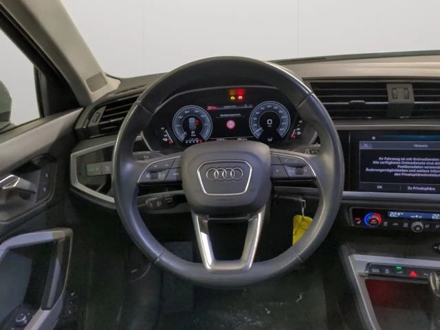 Audi Q3 S-Line S-Tronic