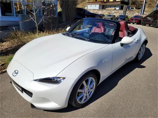 Mazda MX-5 Soft Top G132 100 Years