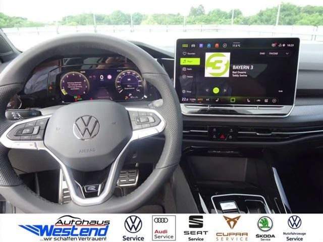 Volkswagen Golf DSG R-Line