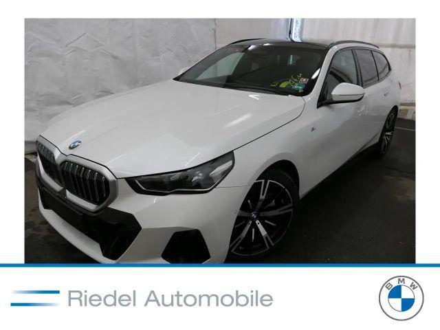 BMW 540 540d M-Sport Touring xDrive