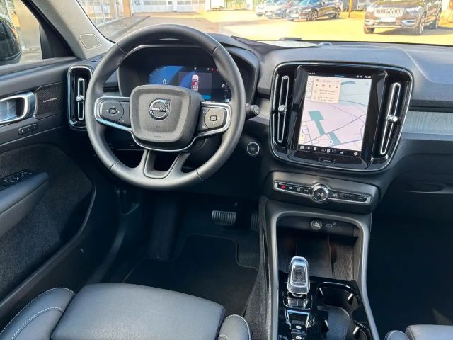 Volvo XC40 Dark Plus