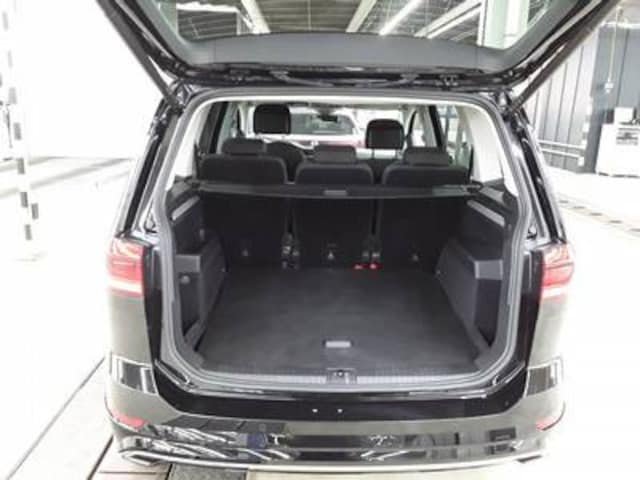 Volkswagen Touran DSG R-Line