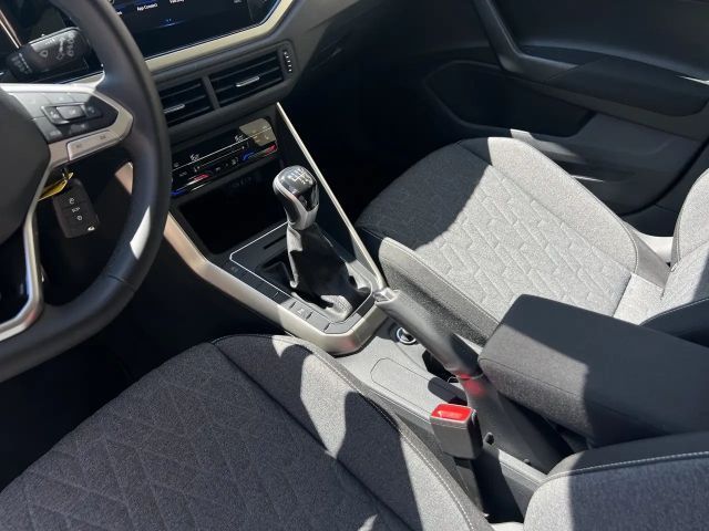 Volkswagen Polo Move