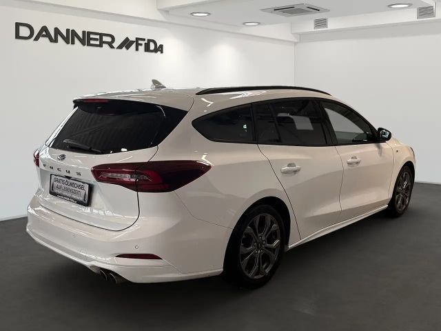 Ford Focus ST Line Wagon