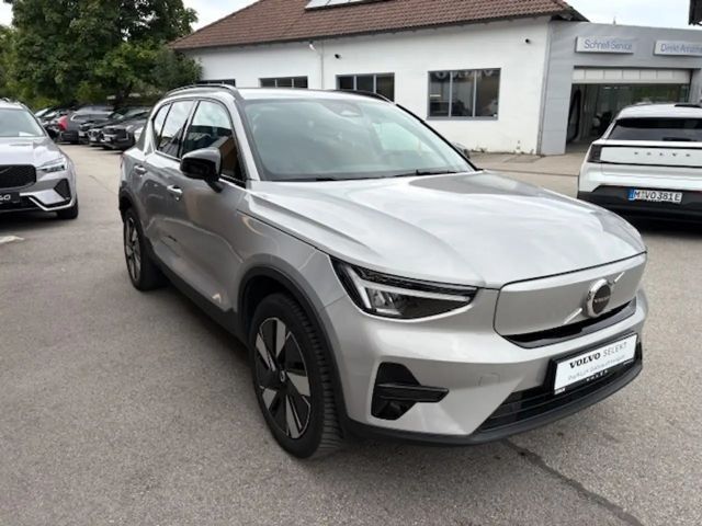 Volvo XC40 AWD Plus Recharge Twin Engine