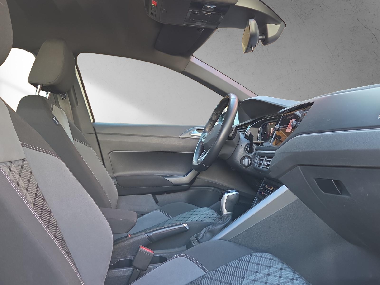 Volkswagen Polo 1.0 TSI DSG R-Line