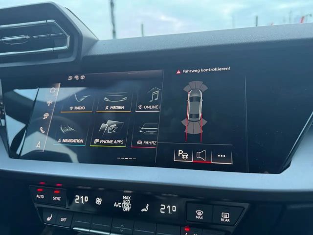 Audi A3 1.5 TFSI S-Line S-Tronic Sedan