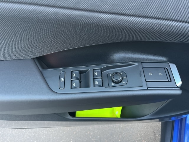 Volkswagen T-Roc 1.5 eTSI Life Plus