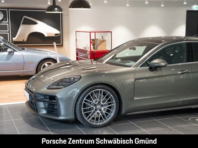 Porsche Panamera 4 E-Hybrid