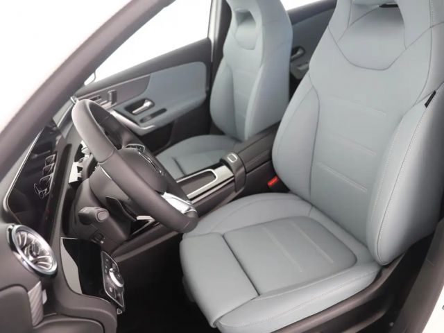 Mercedes-Benz A 220 4MATIC Progressive