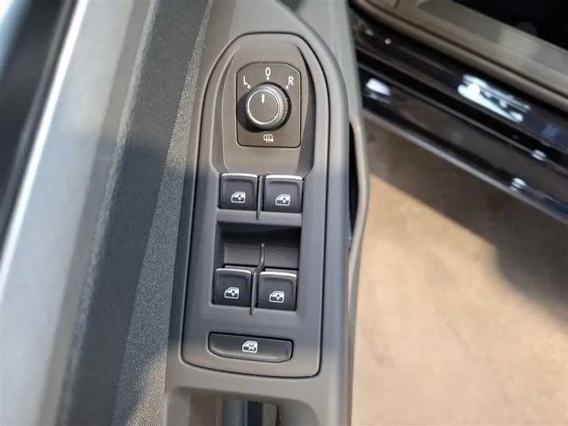 Volkswagen Golf 1.0 TSI Life