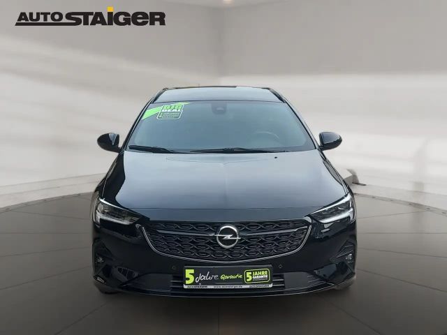 Opel Insignia 2.0 CDTI Sports Tourer Ultimate