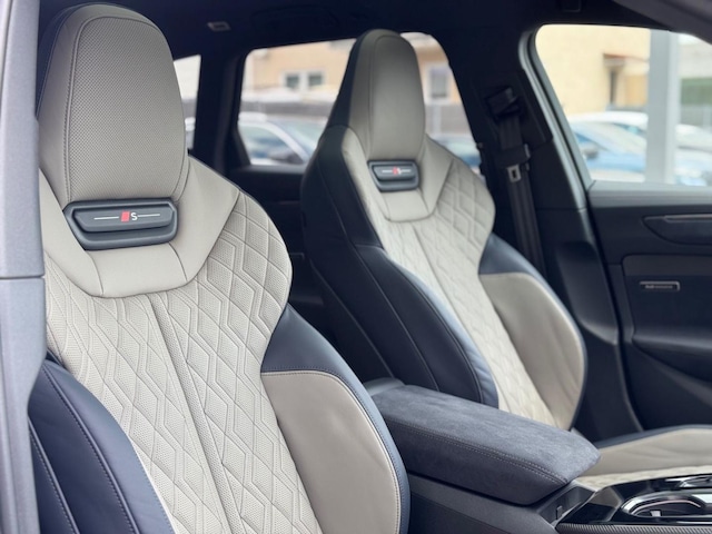 Audi A6 e-tron Avant Quattro