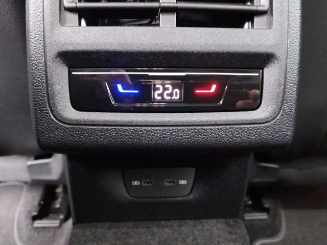 Volkswagen Golf Rabbit TSI