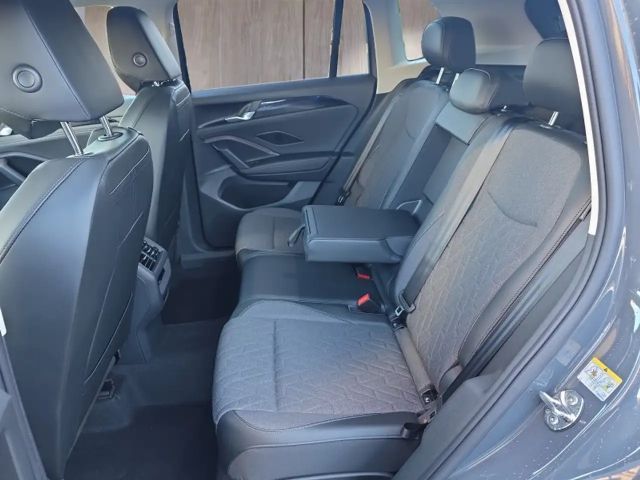 Volkswagen Tiguan 1.5 eTSI Plus