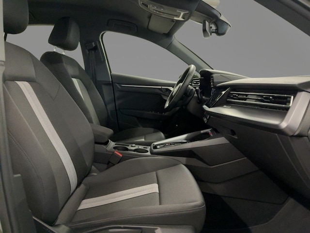 Audi A3 30 TFSI S-Tronic Sedan