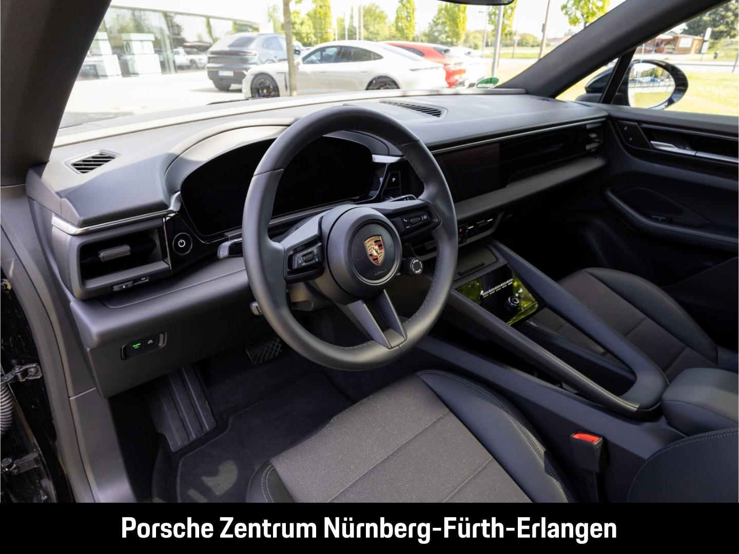 Porsche Macan BOSE Panoramadach Luftfederung Lenkradheiz