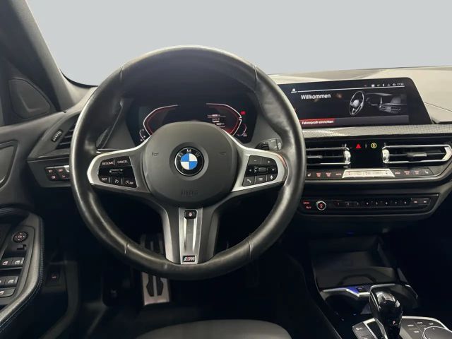 BMW 120 120i M-Sport Sedan