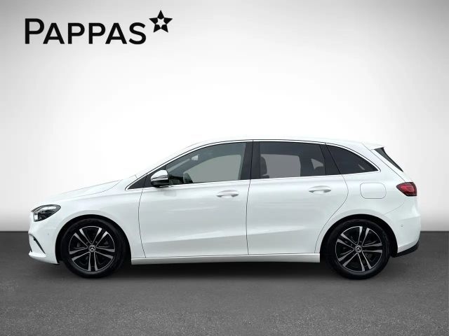 Mercedes-Benz B 180 B 180 d Sedan