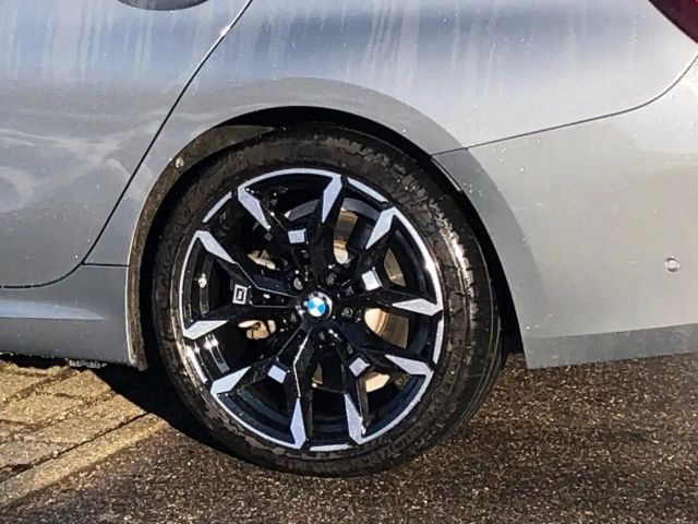 BMW 330 330e M-Sport Touring