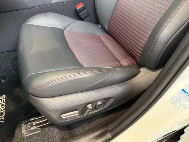 Suzuki Across E-Four Flash