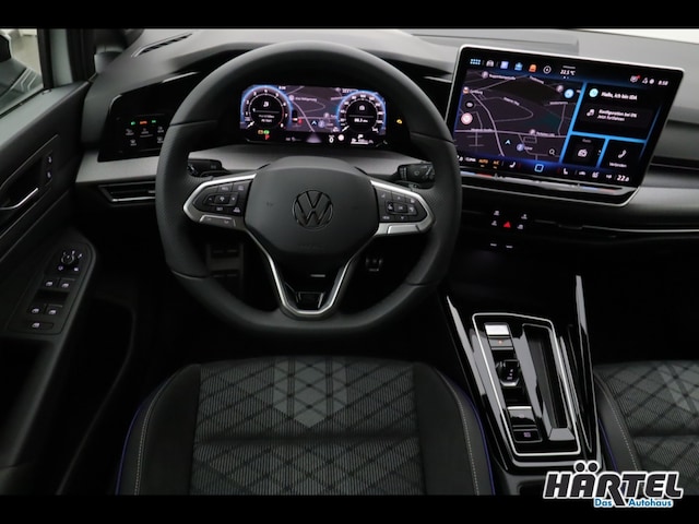 Volkswagen Golf 1.5 eTSI DSG R-Line Style