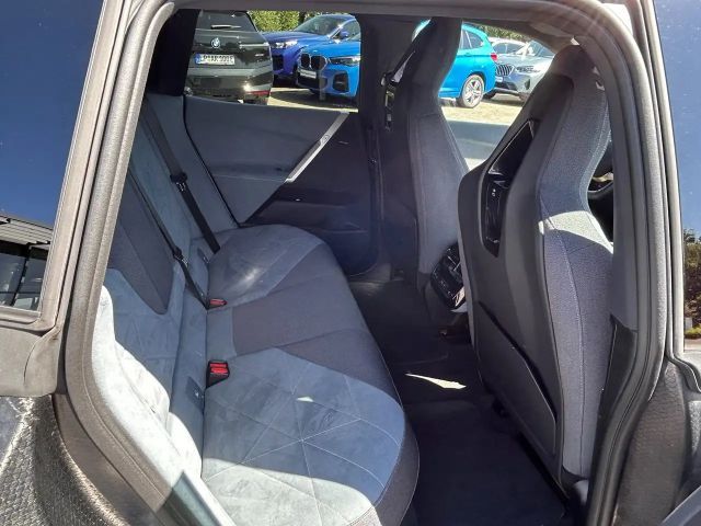 BMW iX xDrive40