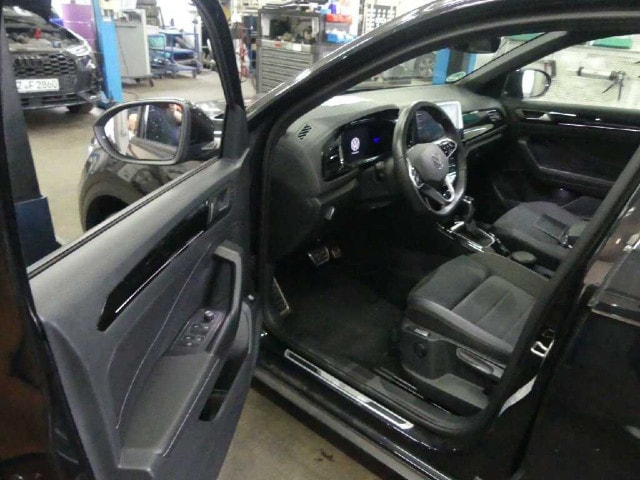 Volkswagen T-Roc 1.5 TSI DSG R-Line