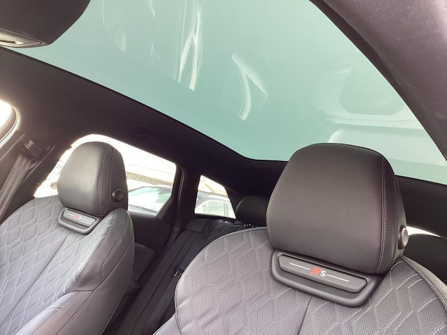 Audi A6 e-tron Avant Quattro