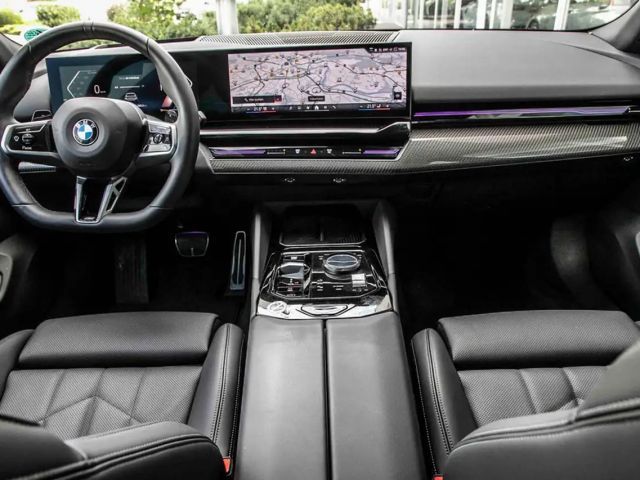 BMW 520 520d M-Sport Touring