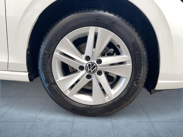 Volkswagen Golf 1.5 TSI