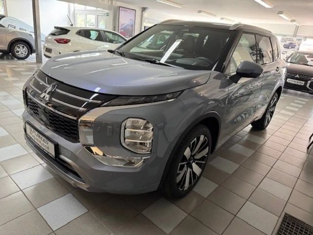 Mitsubishi Outlander 4WD PHEV