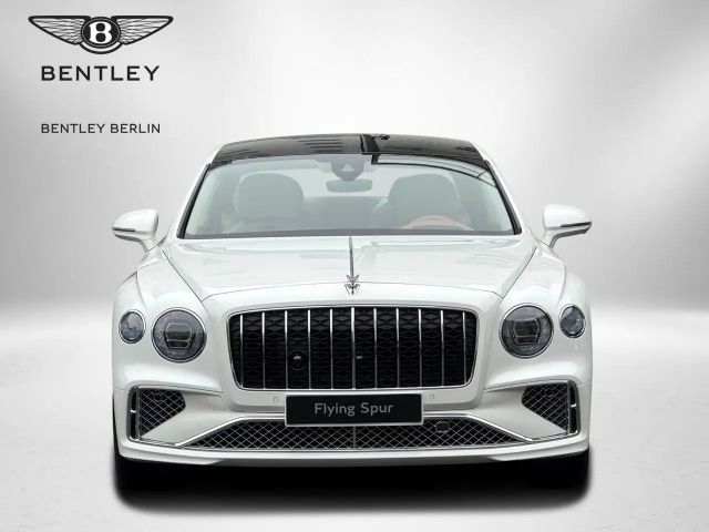 Bentley Flying Spur Hybrid V8