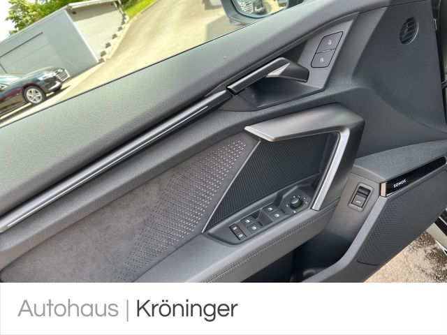 Audi RS3 Quattro S-Tronic Sedan