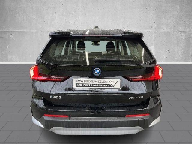 BMW iX1 xDrive30