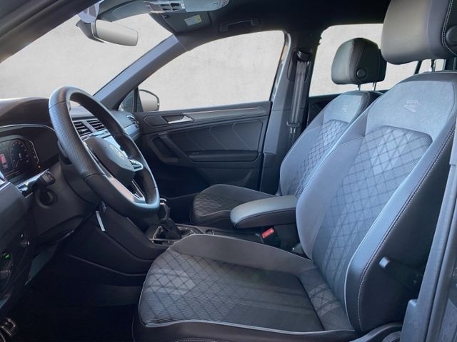Volkswagen Tiguan Tiguan R-Line 2.0 TSI 4M DSG 640€ ohne Anz. AHK*