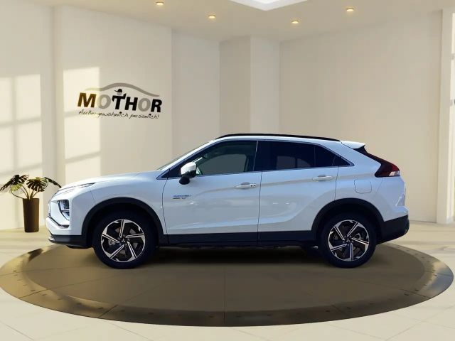 Mitsubishi Eclipse Cross Basis 2.4  Automatik TEMP KAM SHZ