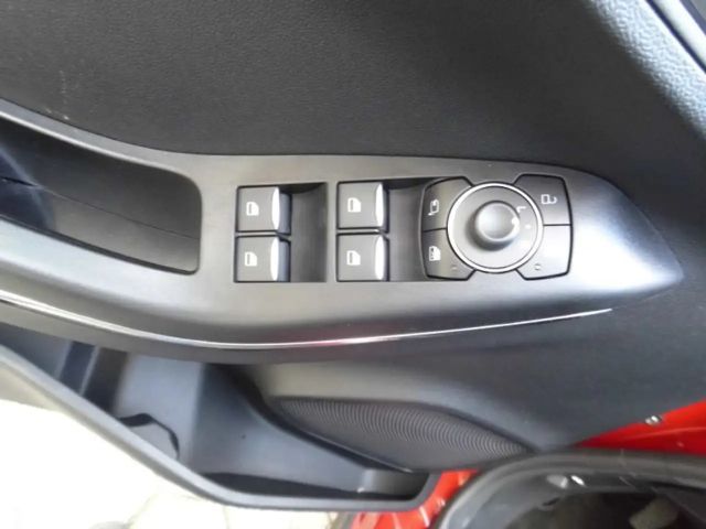 Ford Puma EcoBoost Titanium