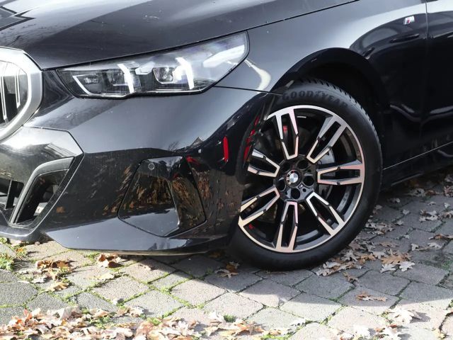 BMW 540 540d M-Sport Touring xDrive