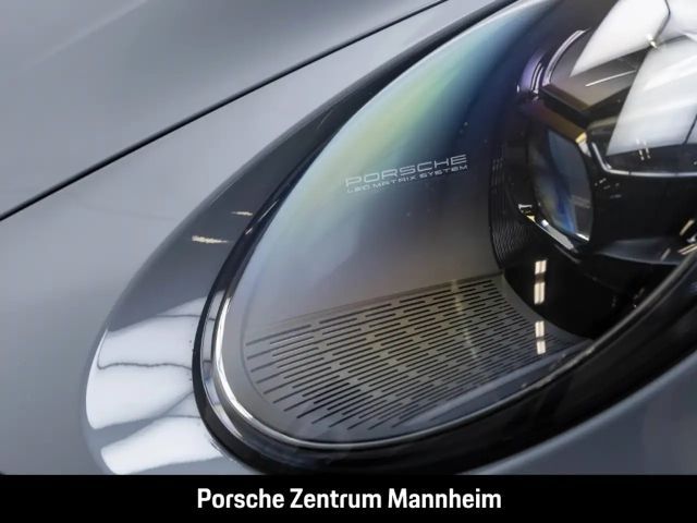 Porsche 992 4 Coupé GTS Targa