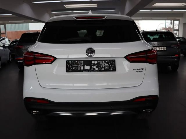 MG EHS Luxury PHEV