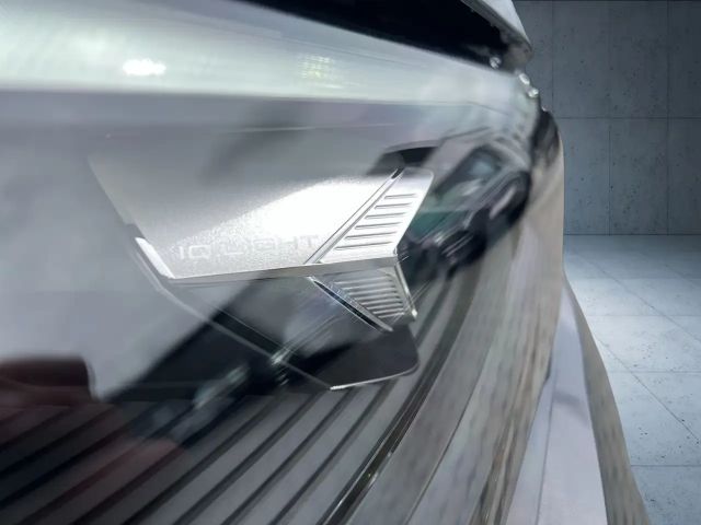 Volkswagen Tiguan 2.0 TSI R-Line