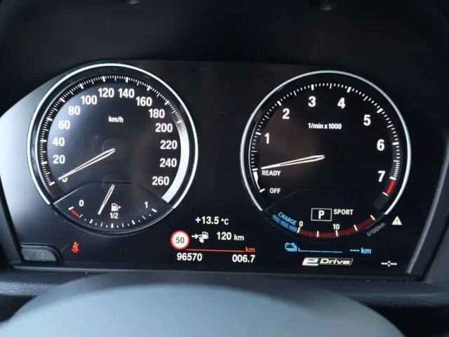 BMW X1 Advantage pakket xDrive25e