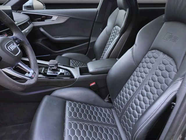 Audi RS4 Avant Quattro