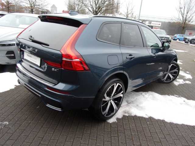Volvo XC60 AWD Dark Plus