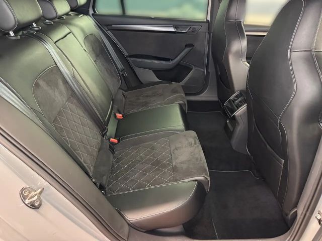 Skoda Superb Sportline iV