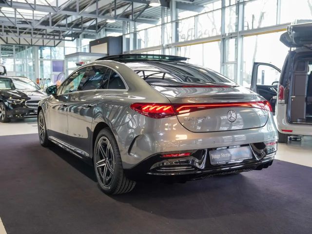 Mercedes-Benz EQE 350 4MATIC AMG Line Sedan
