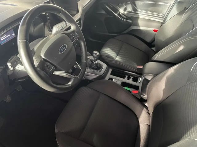 Ford Focus Titanium Wagon