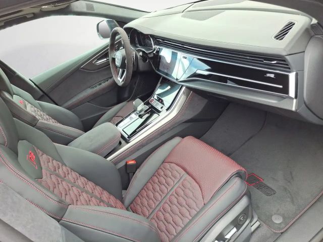 Audi RS Q8 SUV tiptronic